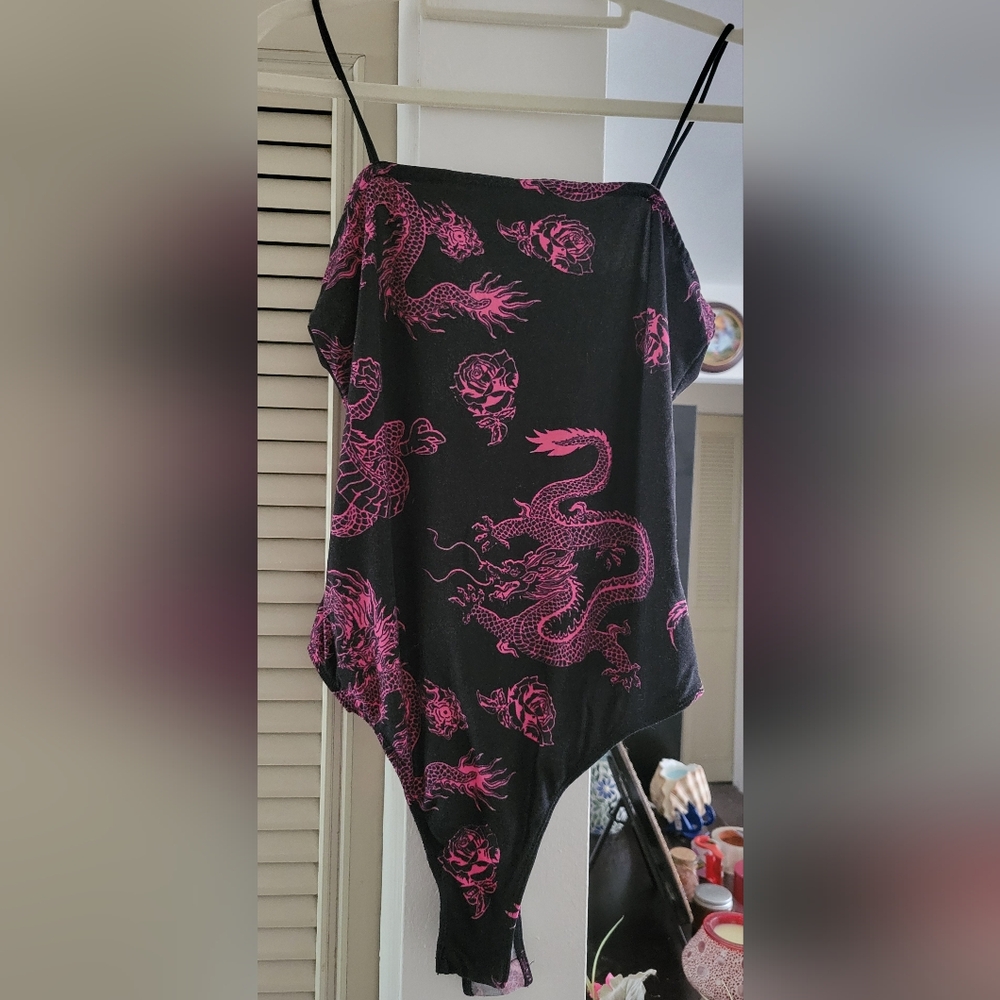 Rue21 Black and Pink Graphic Bodysuit